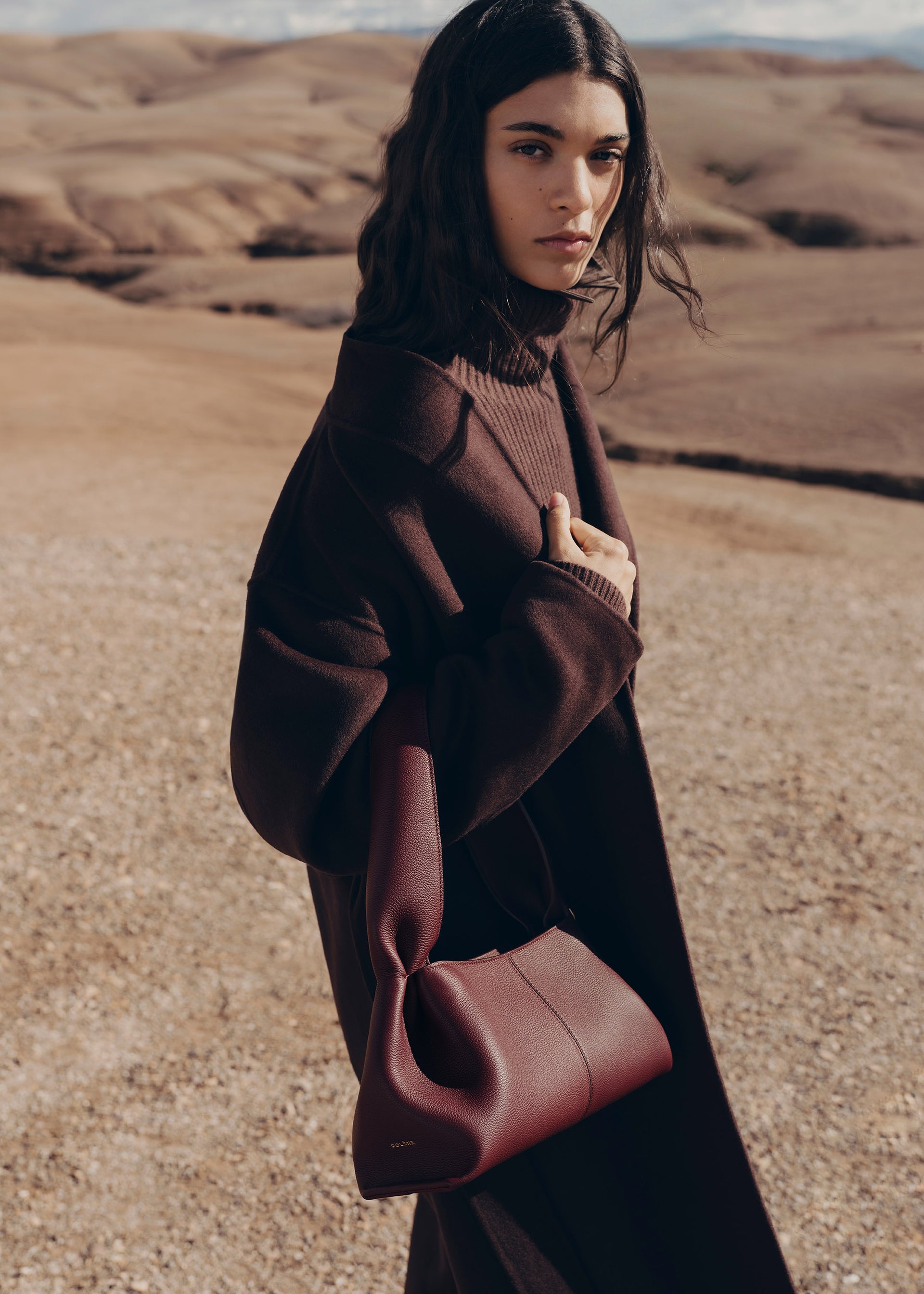 Numéro Neuf East-West - Textured Black Cherry