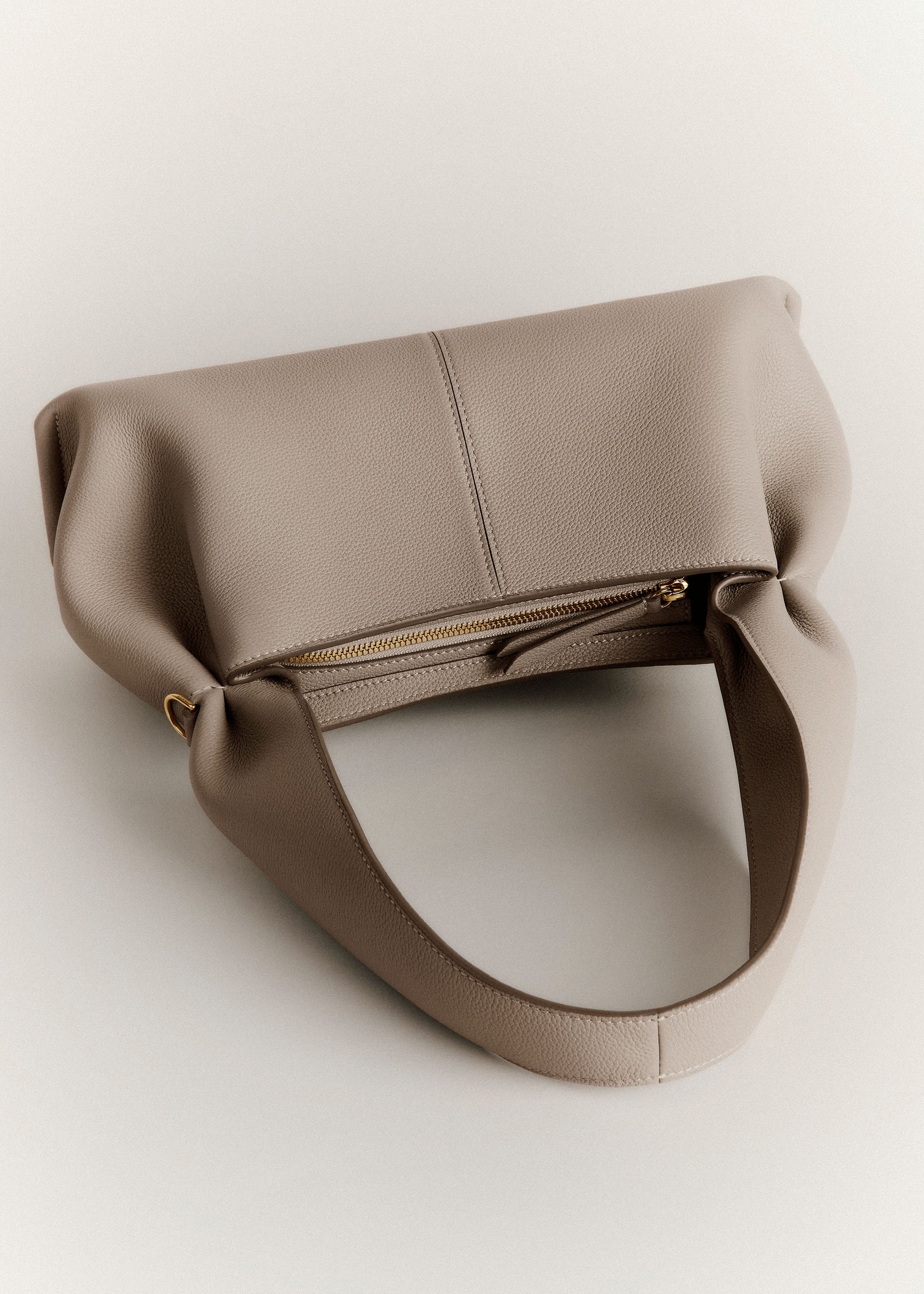 Numéro Neuf East-West - Textured Taupe