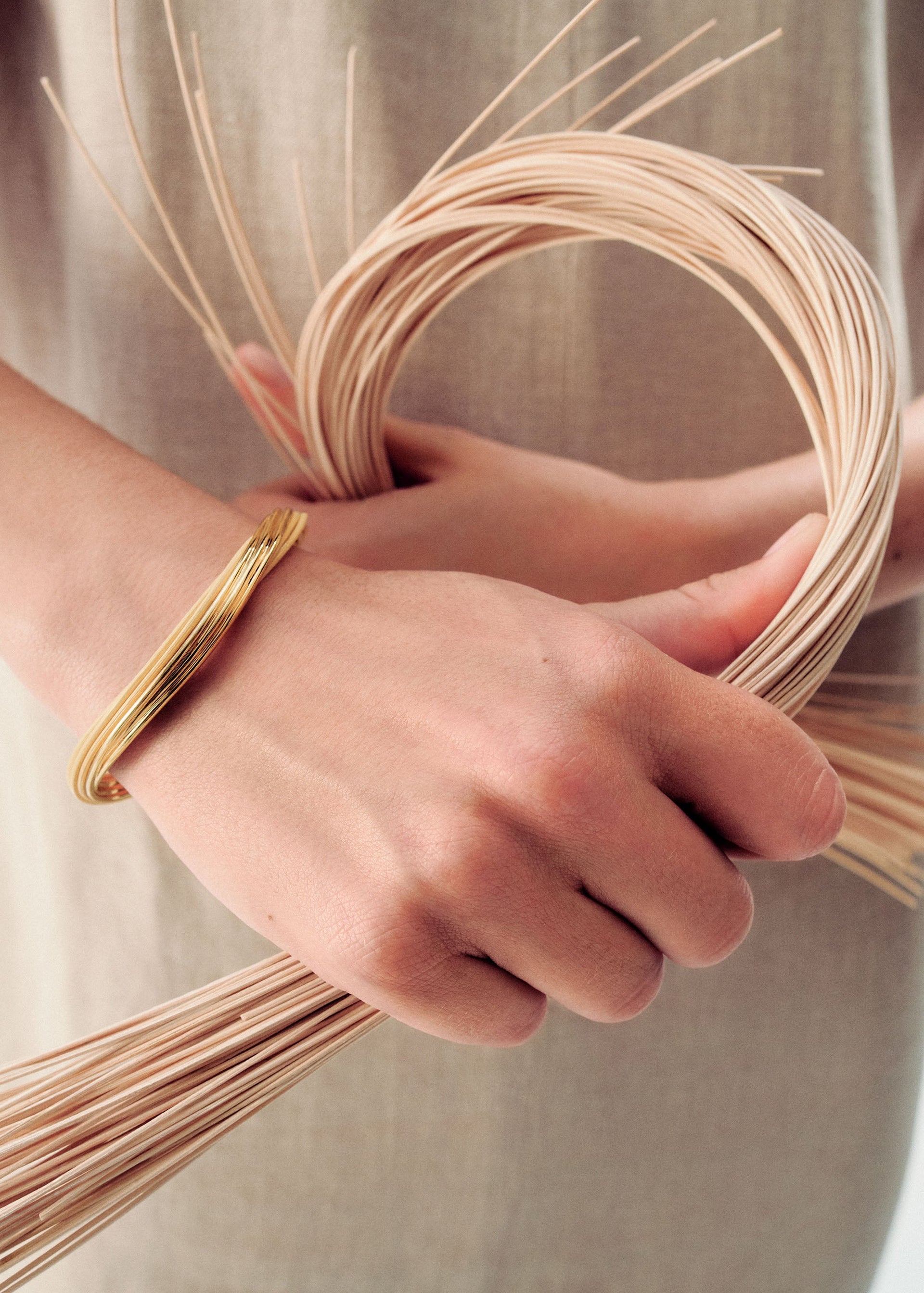 Rozo Bangle - Rattan