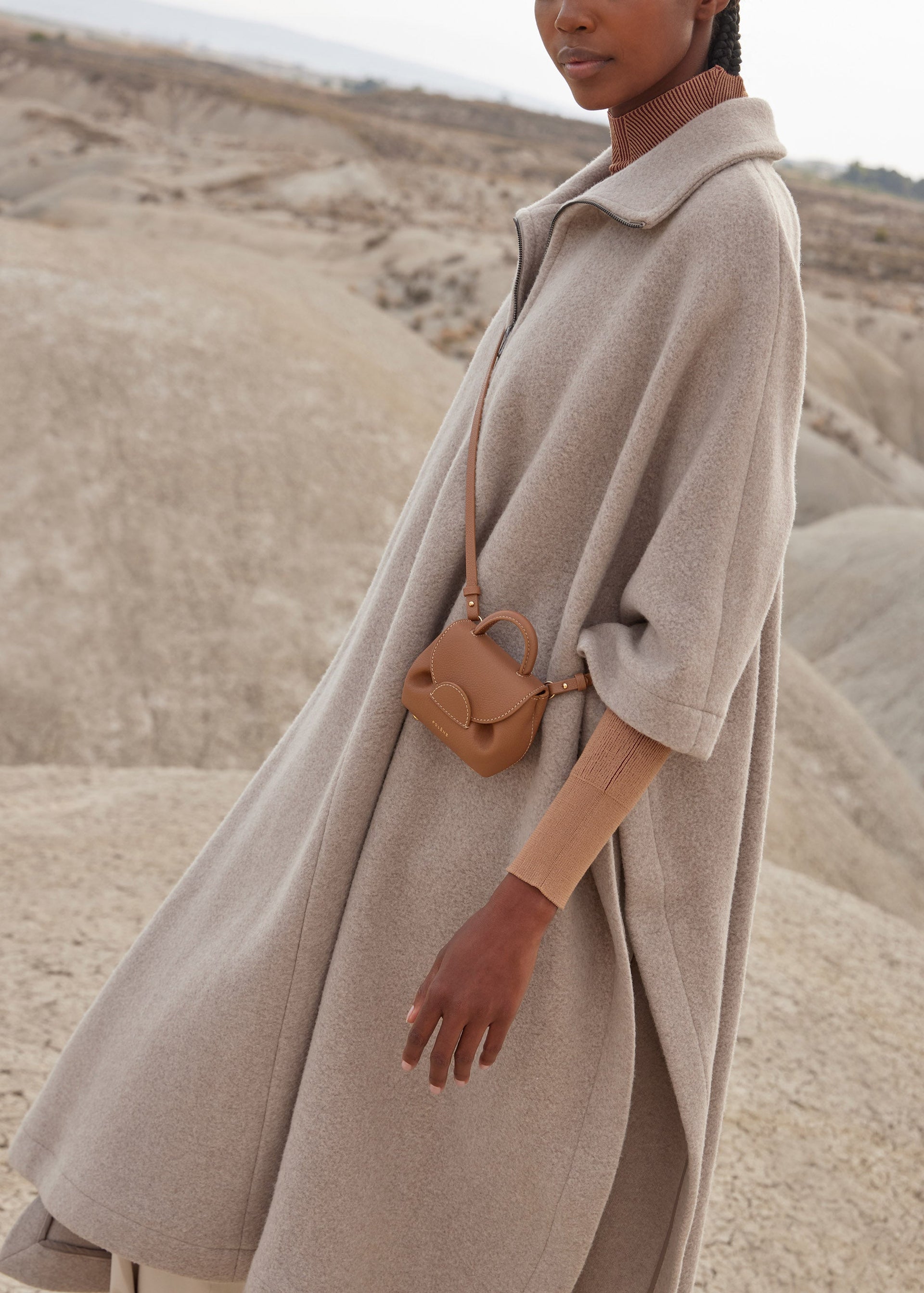 Numéro Un Micro - Textured Camel