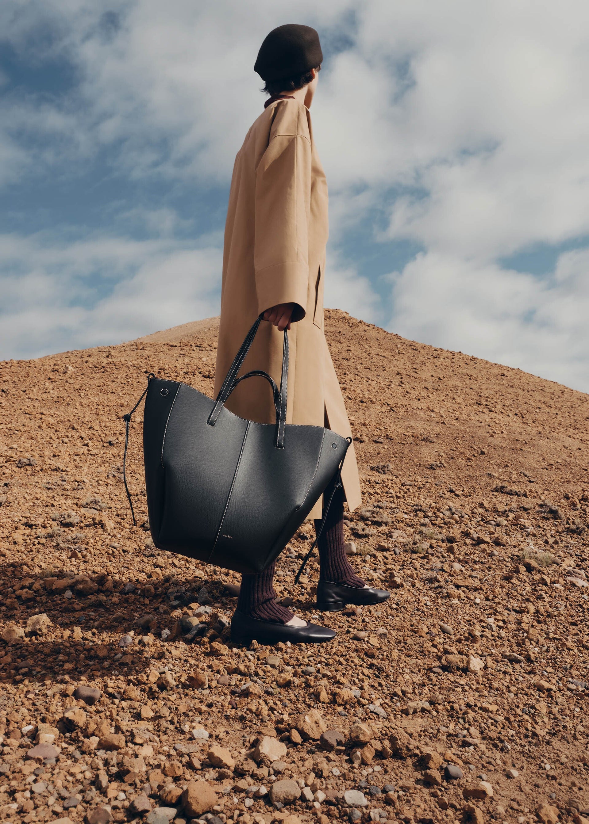 Cyme Tote - Textured Black with Ecru Stitching