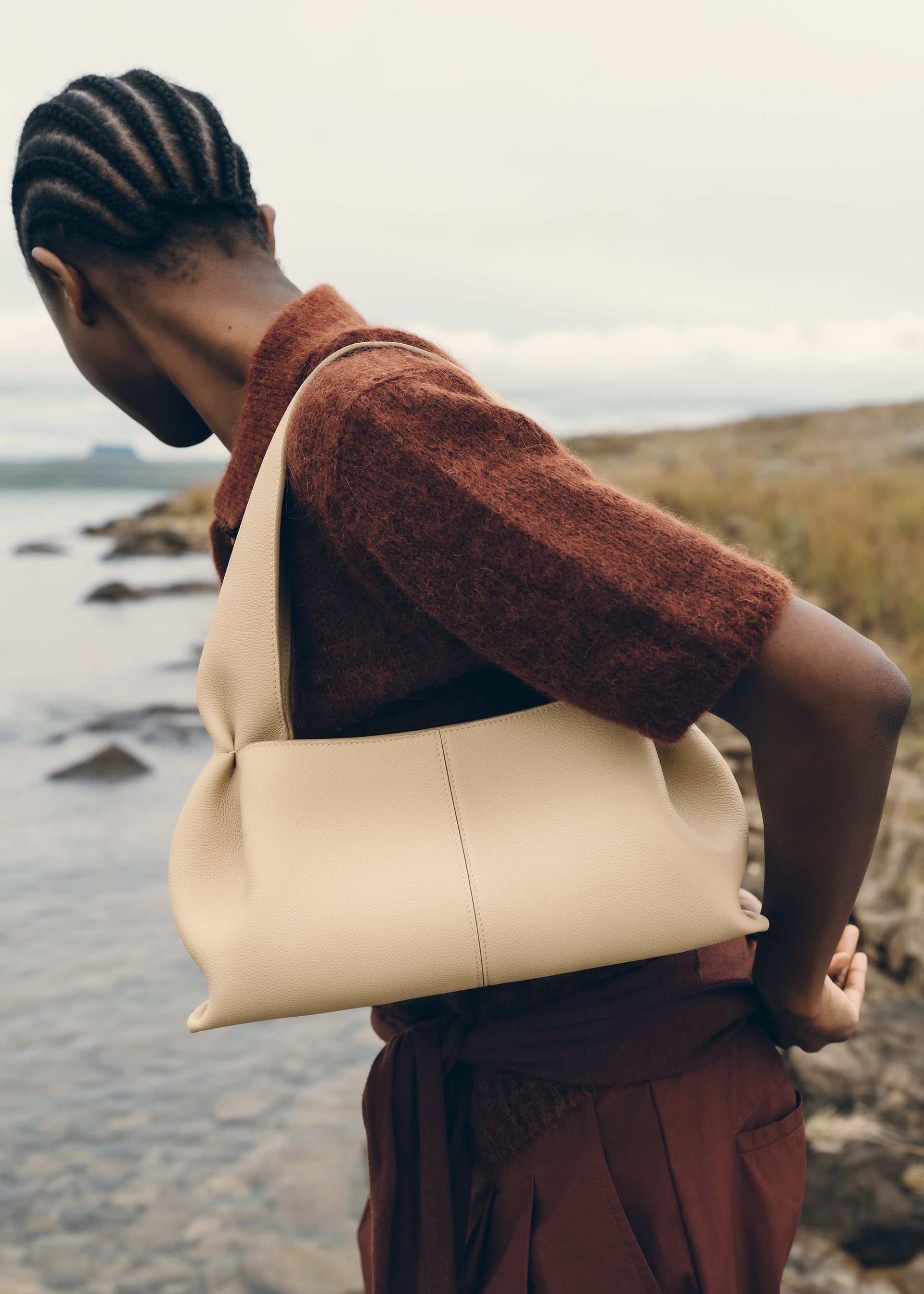 Numéro Neuf East-West - Textured Sand